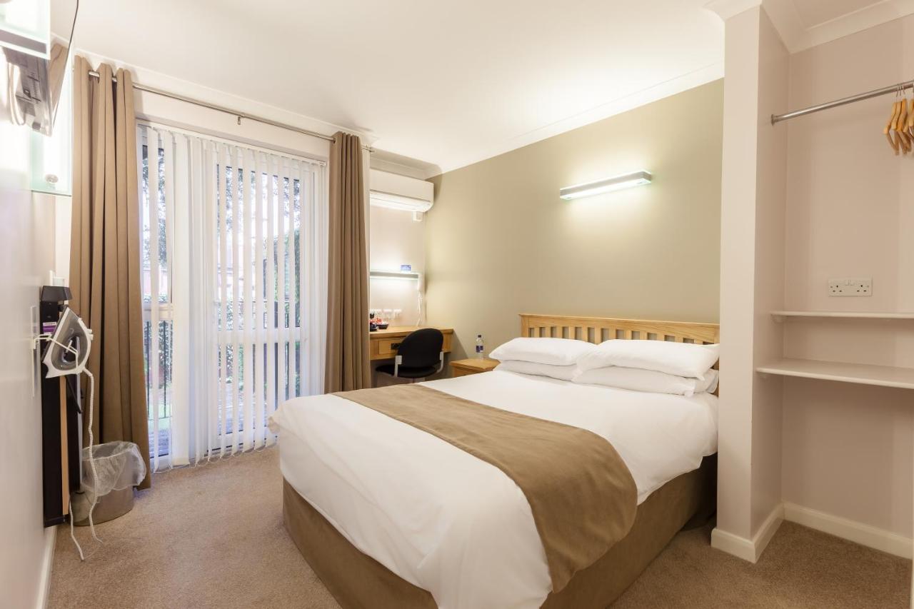 Lane End Hotel High Wycombe Kültér fotó